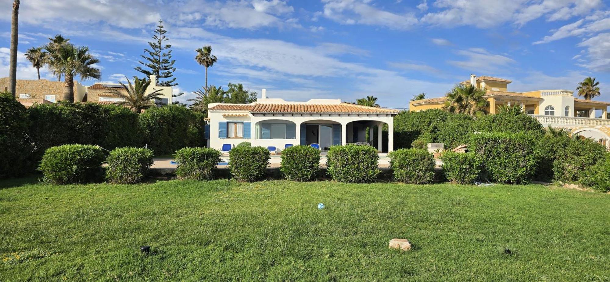 Villa Helios Villa En Cala Pi Con Vistas Despejadas Экстерьер фото